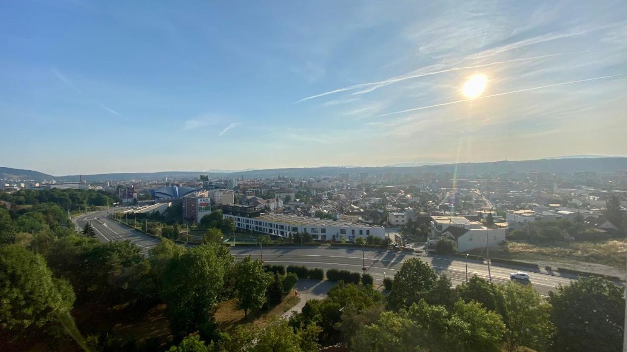 Monte Amnis Kosice Apartment Екстер'єр фото